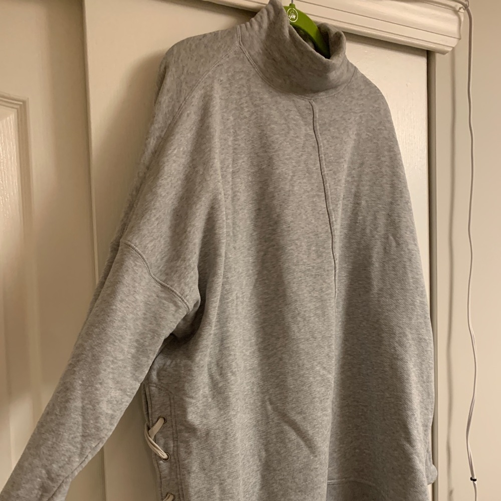 Gray free people sweatshirt